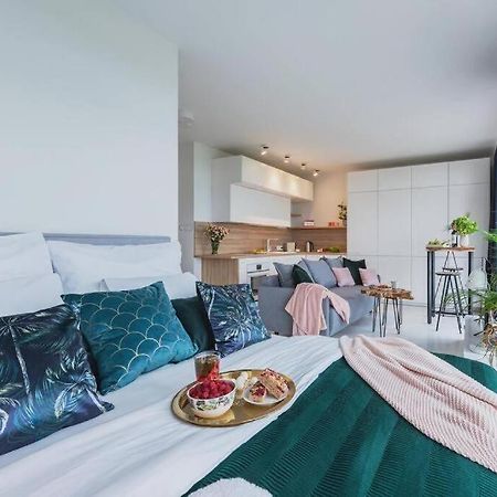Central Warsaw Apartment - Great Location - City View- Slominskiego Екстер'єр фото