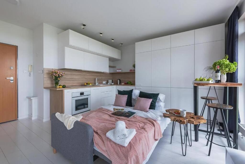 Central Warsaw Apartment - Great Location - City View- Slominskiego Екстер'єр фото